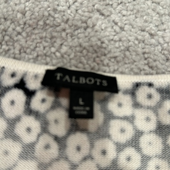 3/$25 Talbots Round neck sweater. - Picture 2 of 8